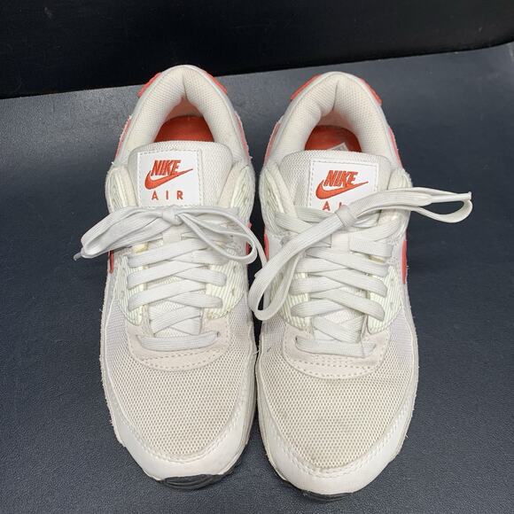 Nike Air Max 90 Women’s Trainers Summit White / Mantra Orange Sz 7.5 DM8265-100 - Picture 3 of 9